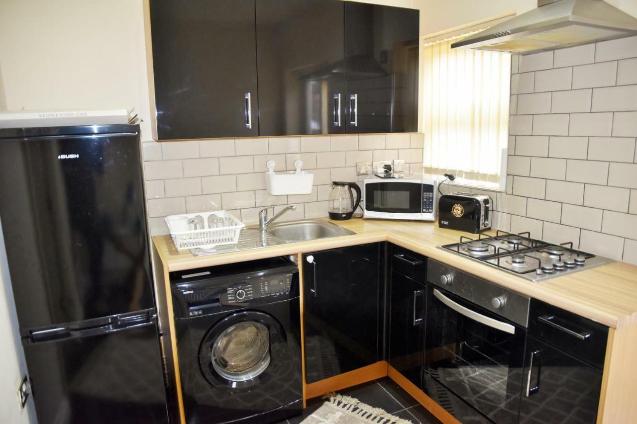 Luxury Duplex Apartment เบดฟอร์ด ภายนอก รูปภาพ